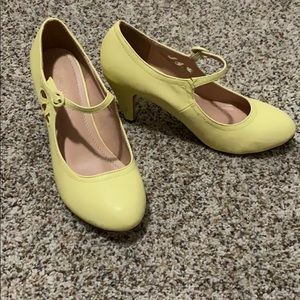 Yellow heels